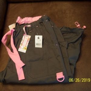 NWT koi Lindsey Scrub Pants Steel/Pink M Gray #701